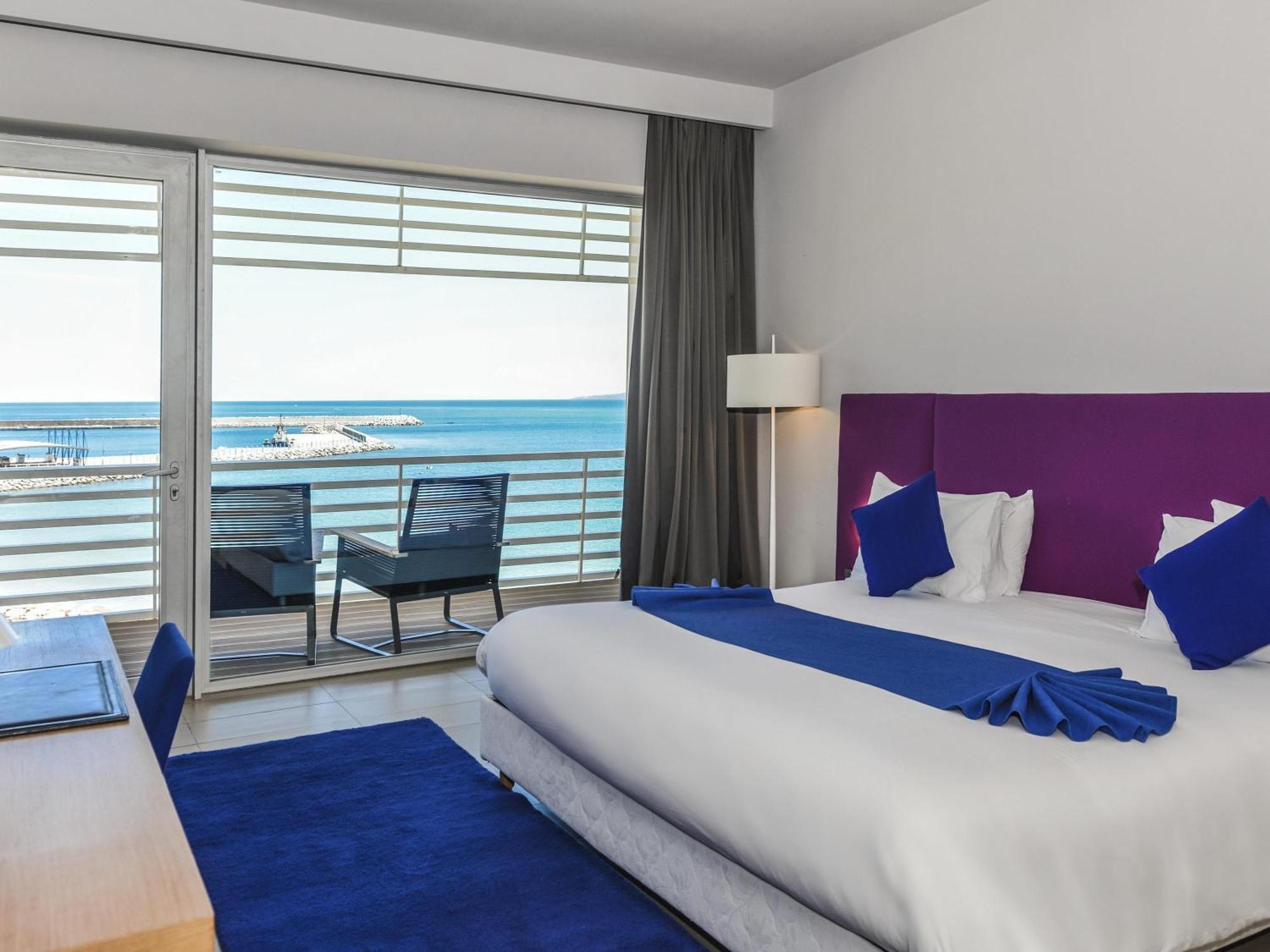 Two-Bedroom Apartment Balcony Sea View,1704966951:JPEG